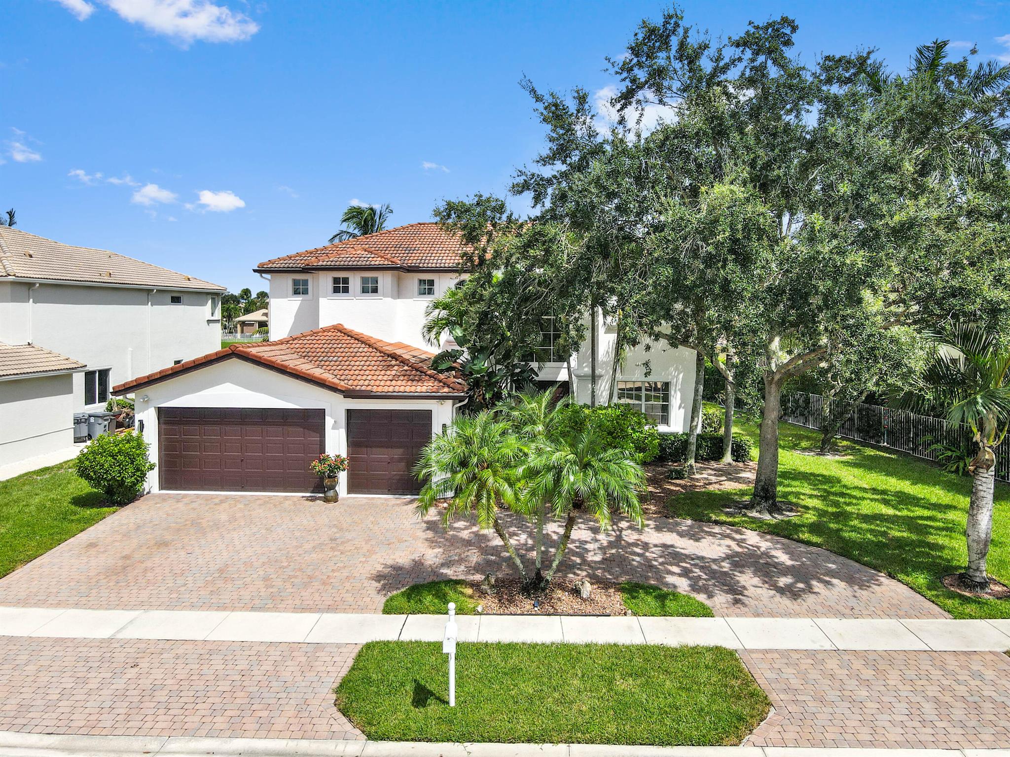 Moneta St, Lake Worth, FL 33467