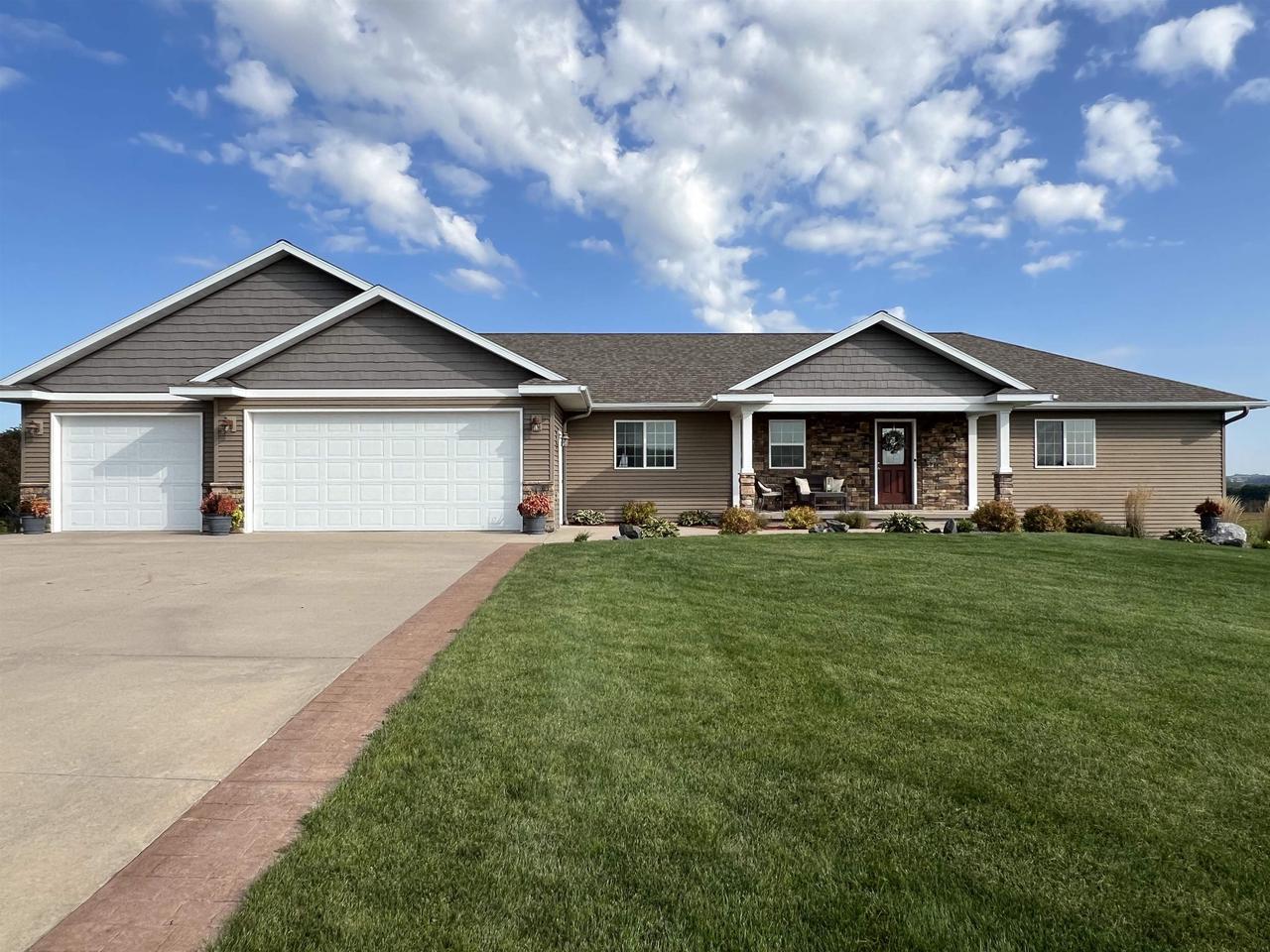 South Rd, Marathon, WI 54448