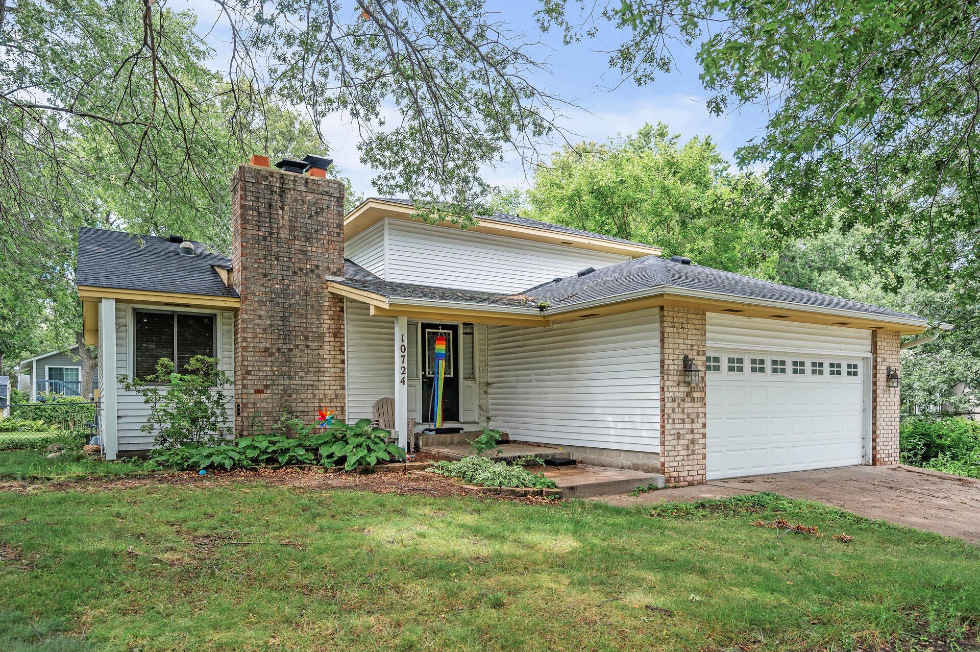 Buchanan St, Minneapolis, MN 55434