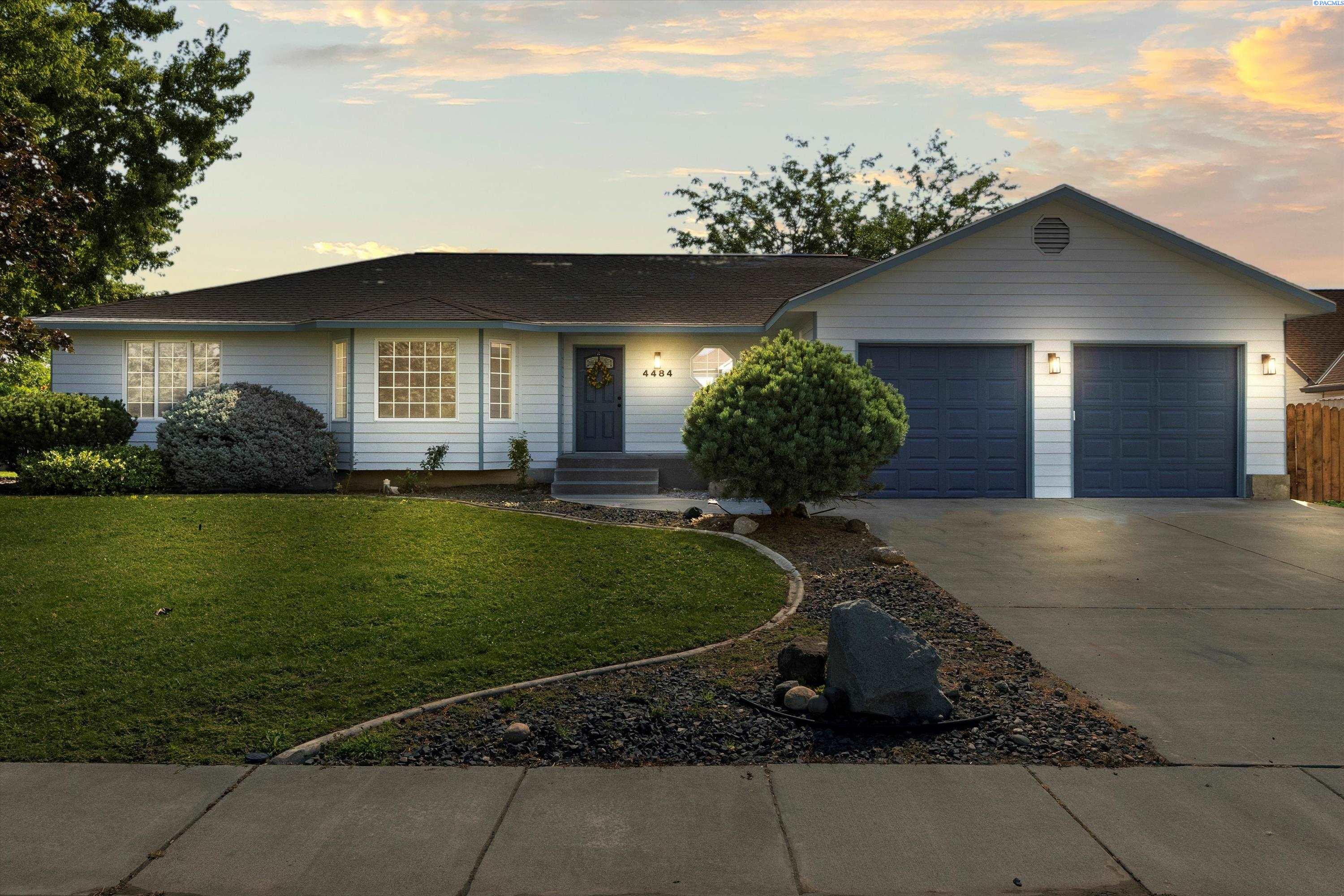 Northlake Dr, West Richland, WA 99353