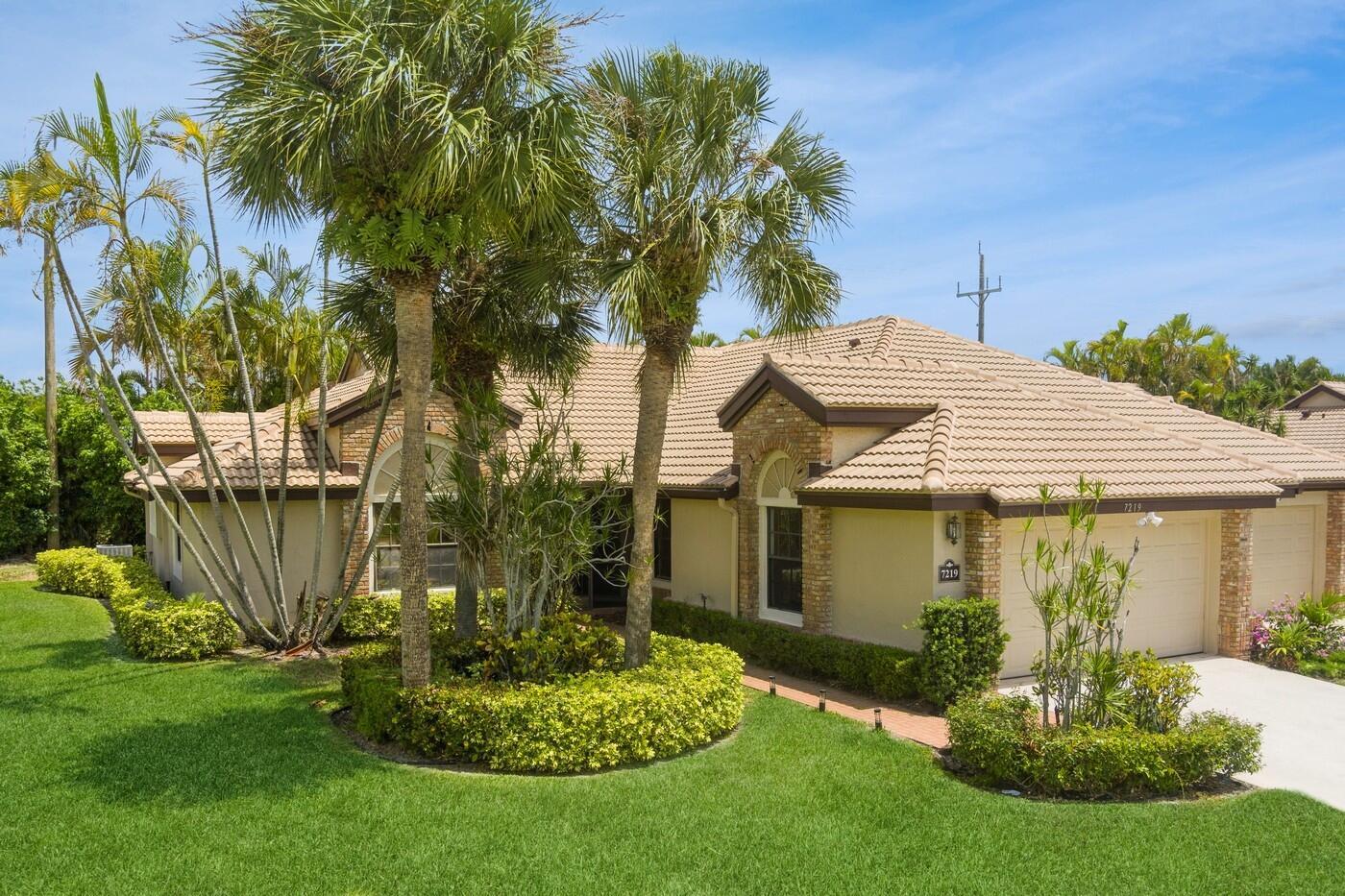 Le Chalet Blvd, Boynton Beach, FL 33472
