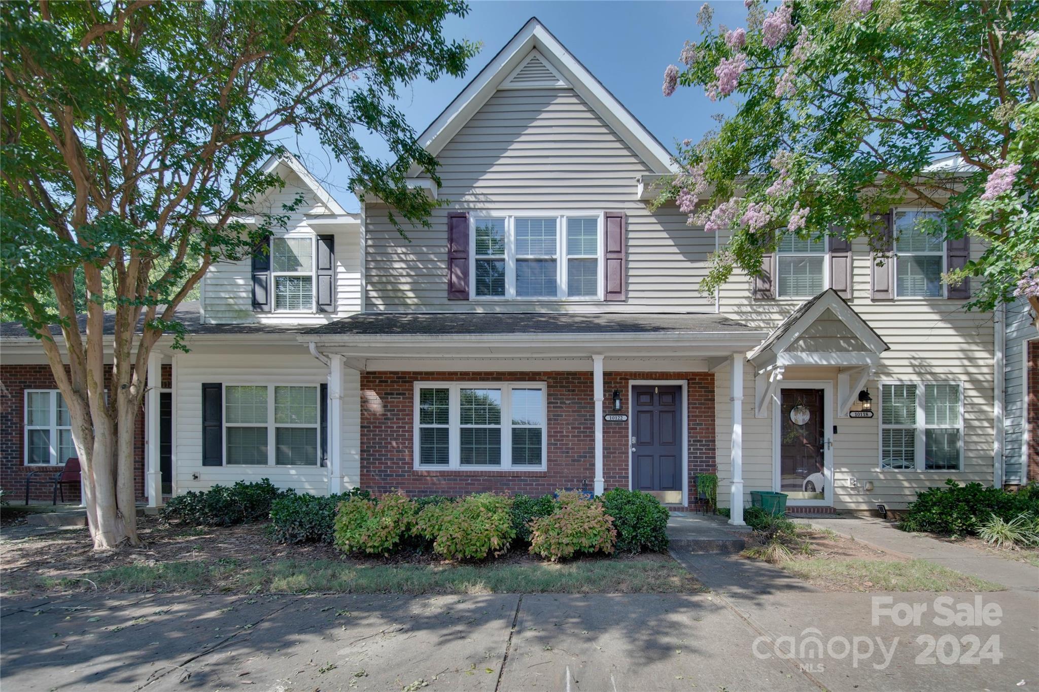 Ballyclare Ct, Charlotte, NC 28213