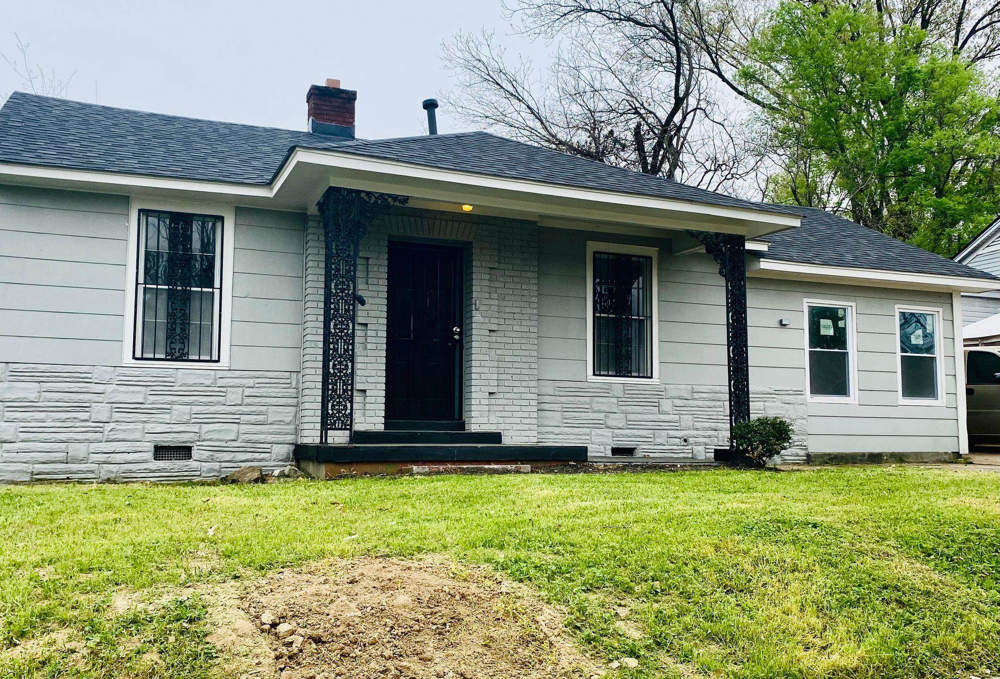 Leon Pl, Memphis, TN 38107