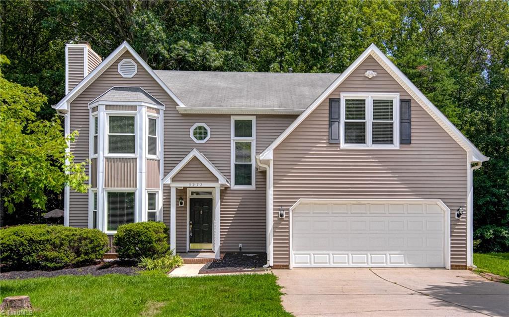 Beechmont Dr, Greensboro, NC 27410