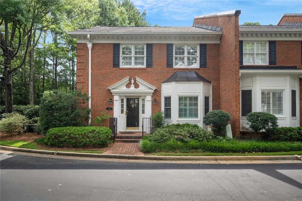 Trentham Dr, Atlanta, GA 30338