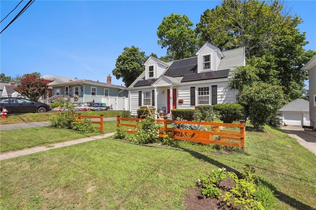 Canonchet Ave, Warwick, RI 02888