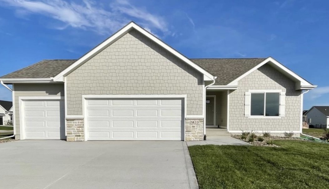Greenwood St, Ankeny, IA 50023