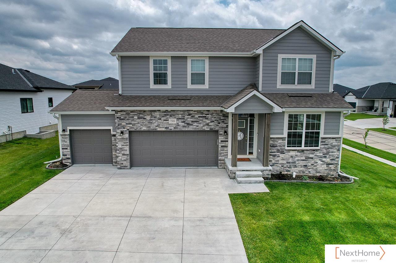 Aero Dr, Lincoln, NE 68516