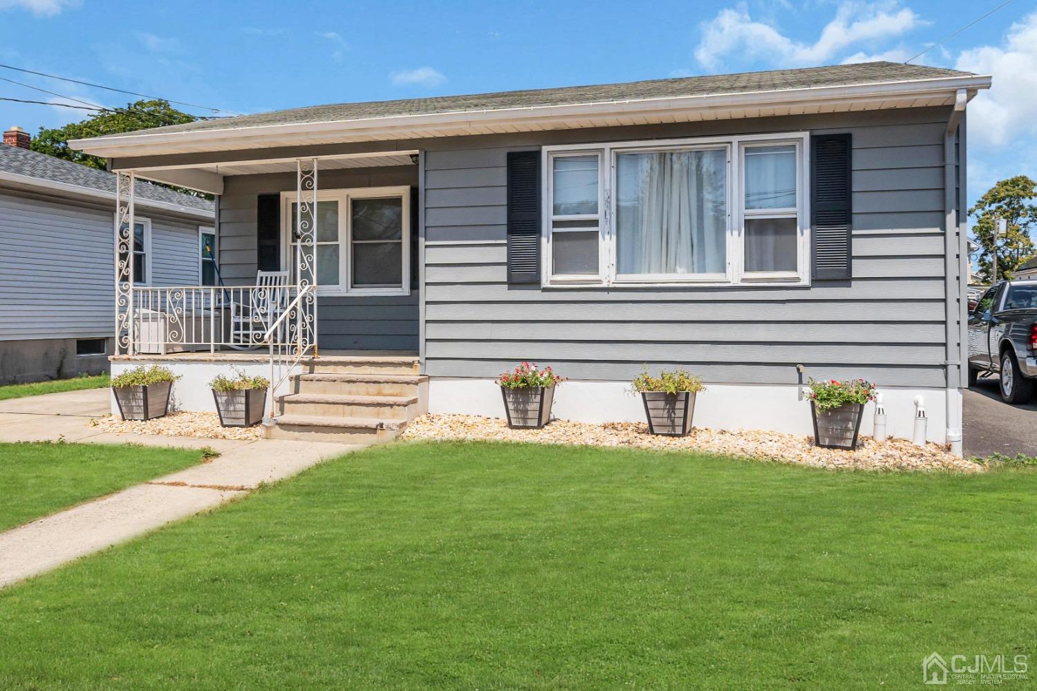 Henry St, South Amboy, NJ 08879