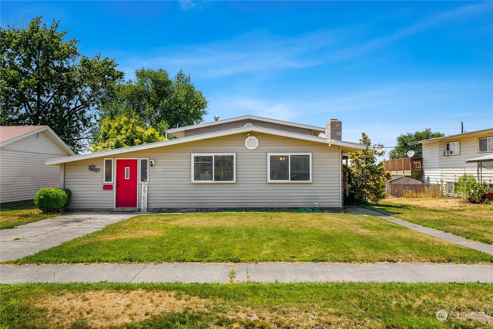 Jefferson Ave, Moses Lake, WA 98837