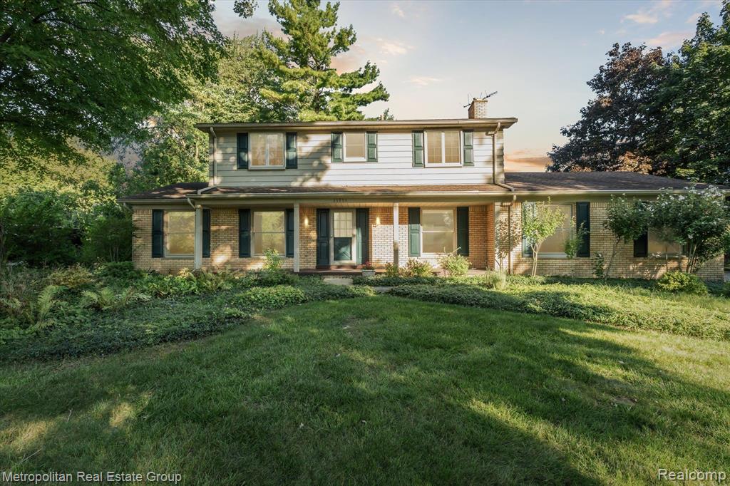 Hardenburg Rd, Farmington Hills, MI 48331