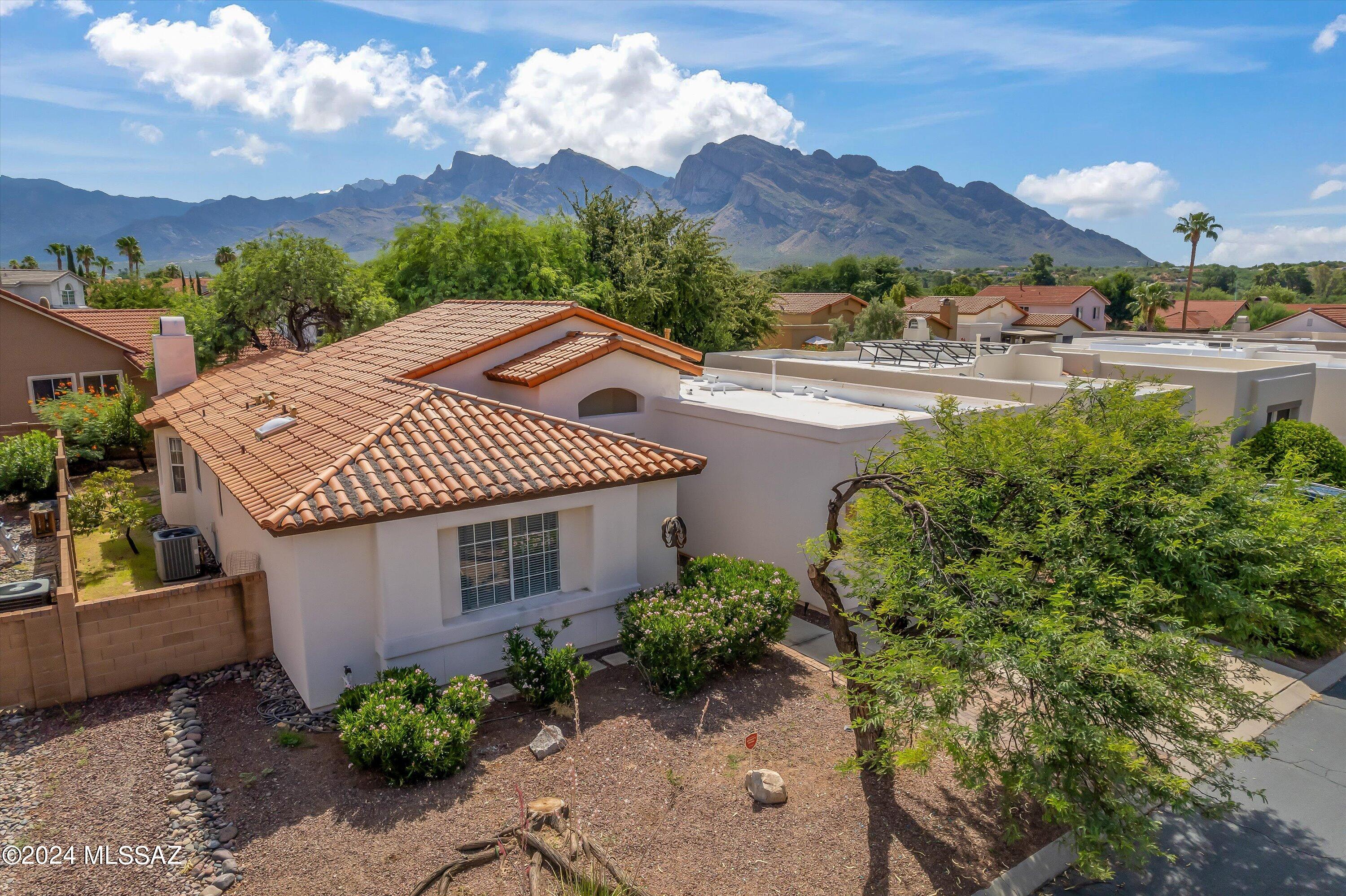 Fox Hunt Ln, Tucson, AZ 85737