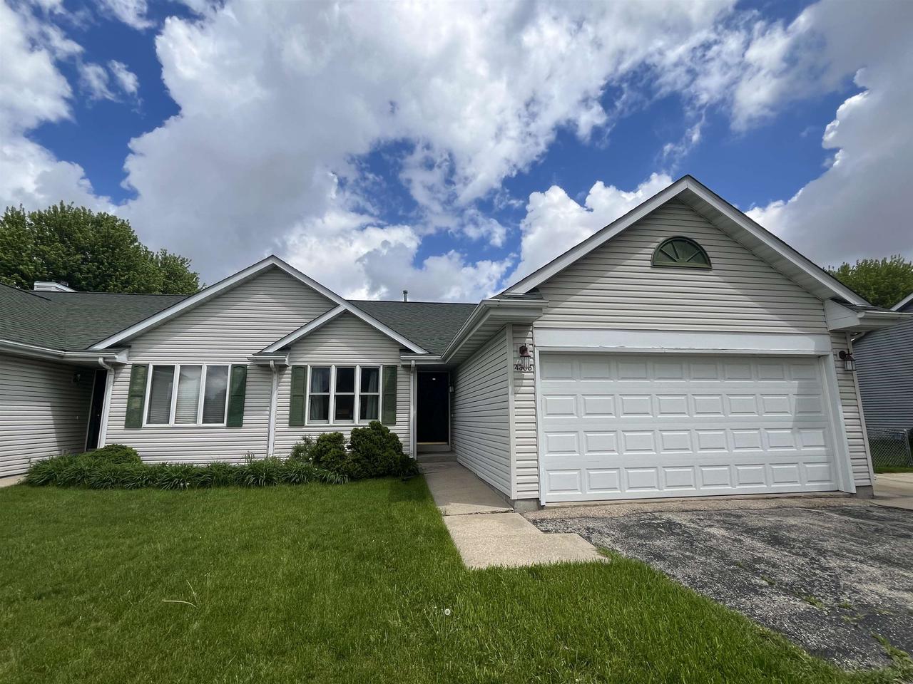 Milwaukee St, Janesville, WI 53546 #1