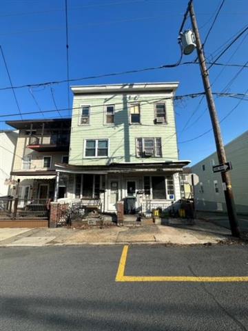 Mahanoy St, Mahanoy City, PA 17948