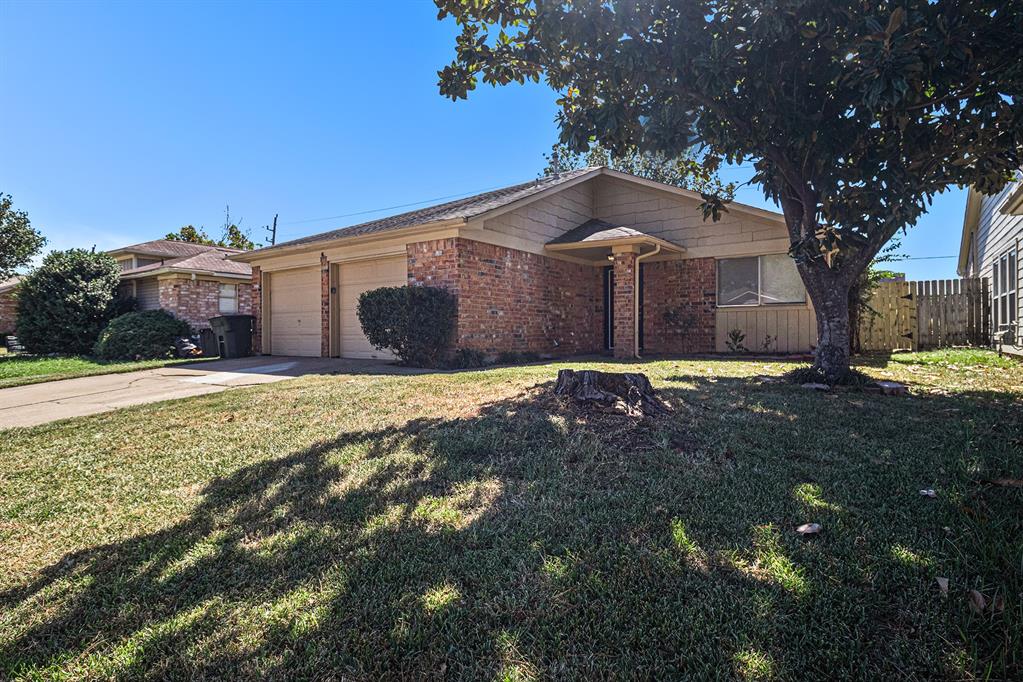 Navaho Trl, Katy, TX 77449