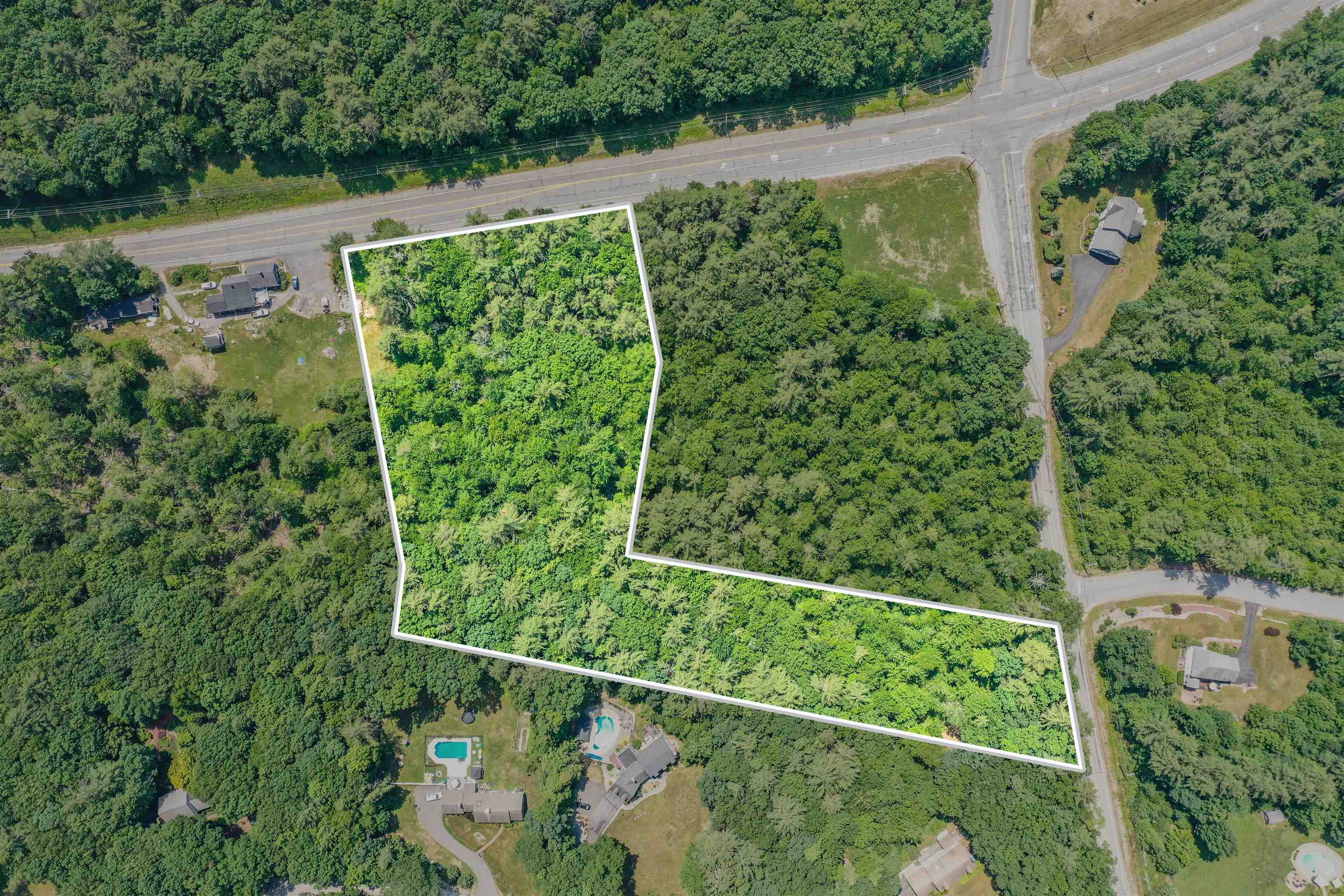 Route 101 , Bedford, NH 03110