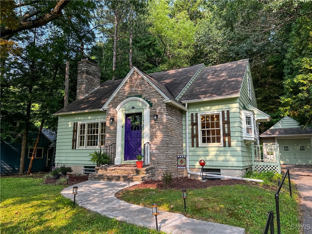 Crawford Ave, Syracuse, NY 13224