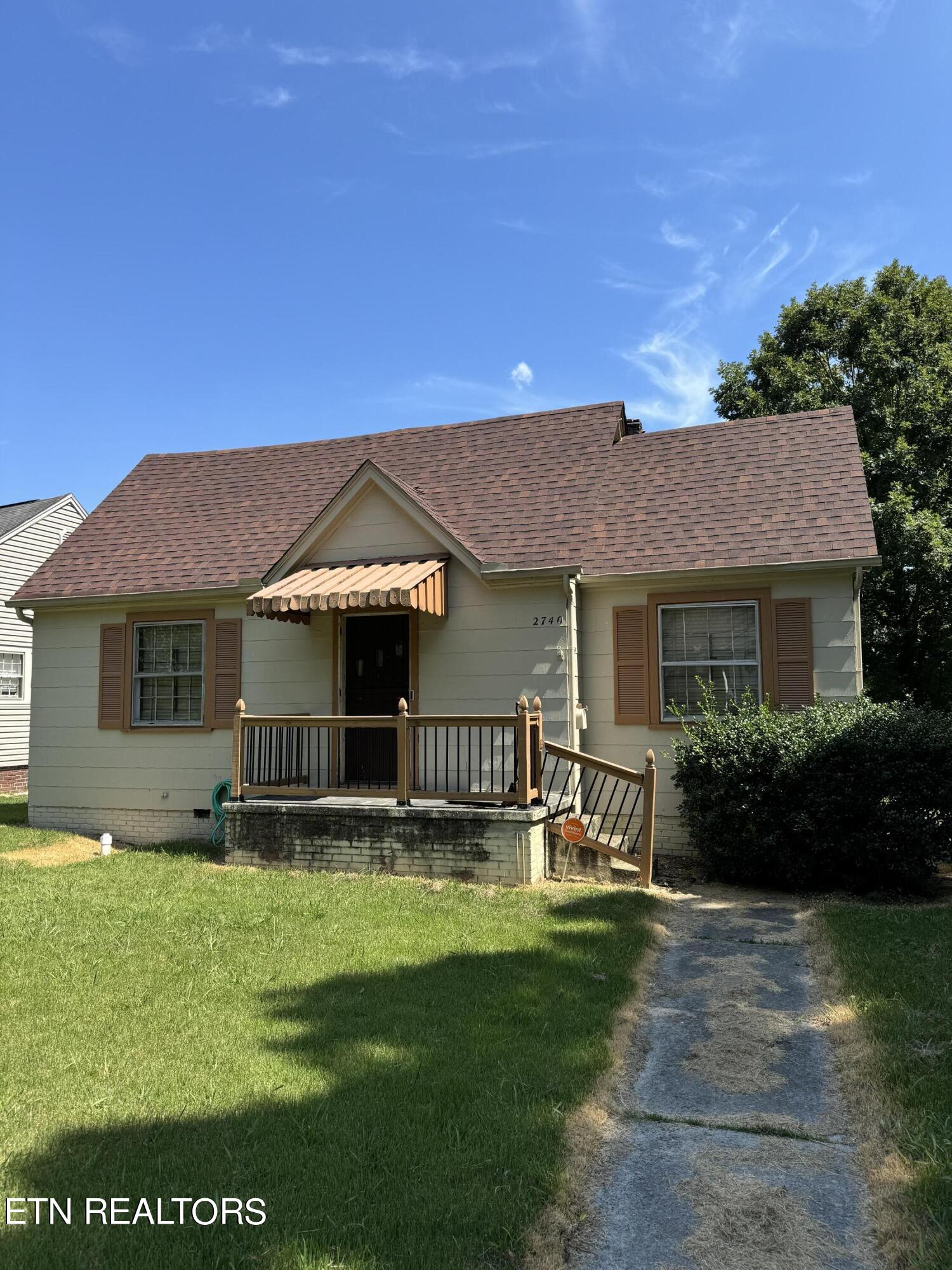 Woodbine Ave, Knoxville, TN 37914