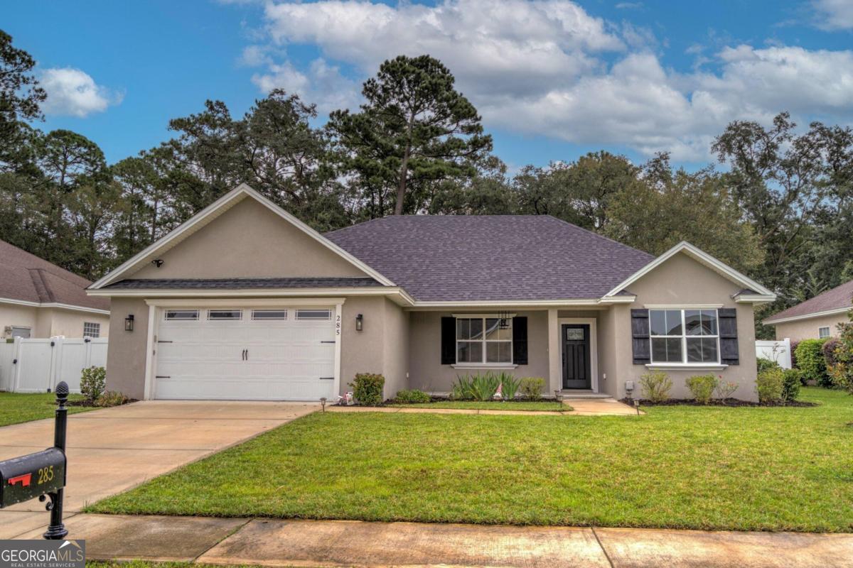 Wellington Pl, Brunswick, GA 31523