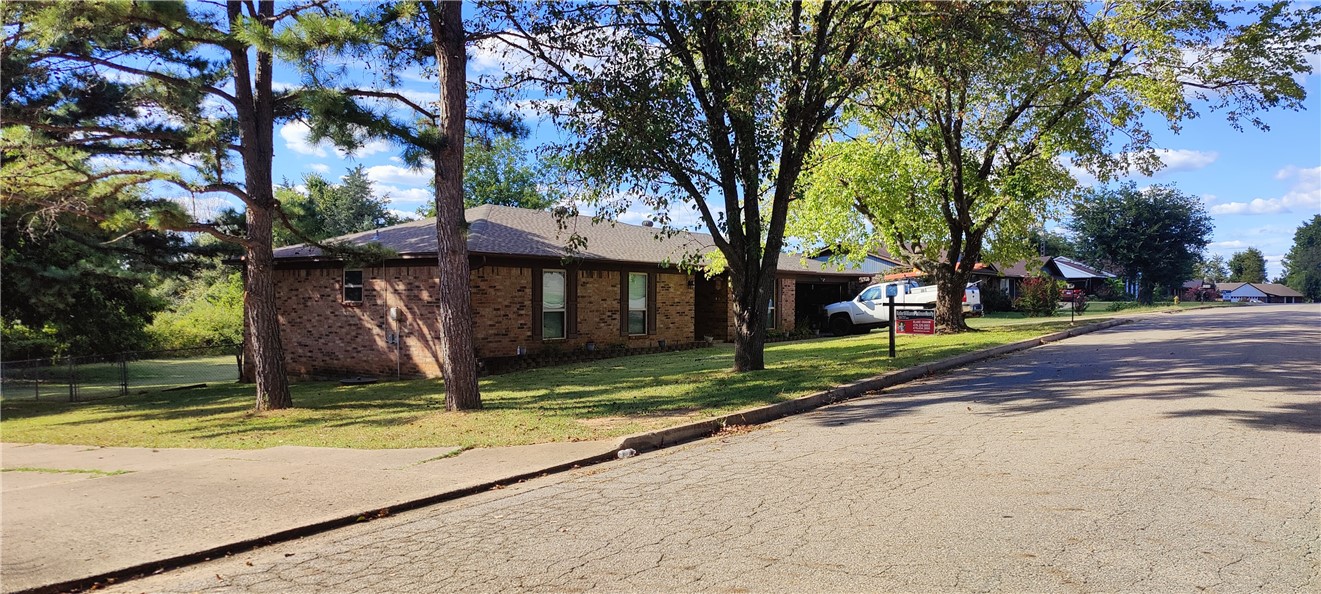 8th St, Van Buren, AR 72956