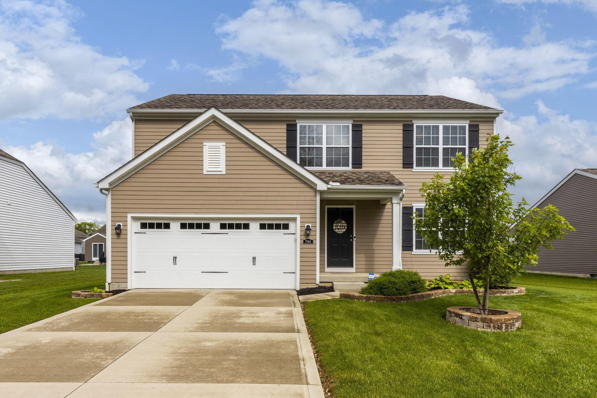 Elaine St, Canal Winchester, OH 43110