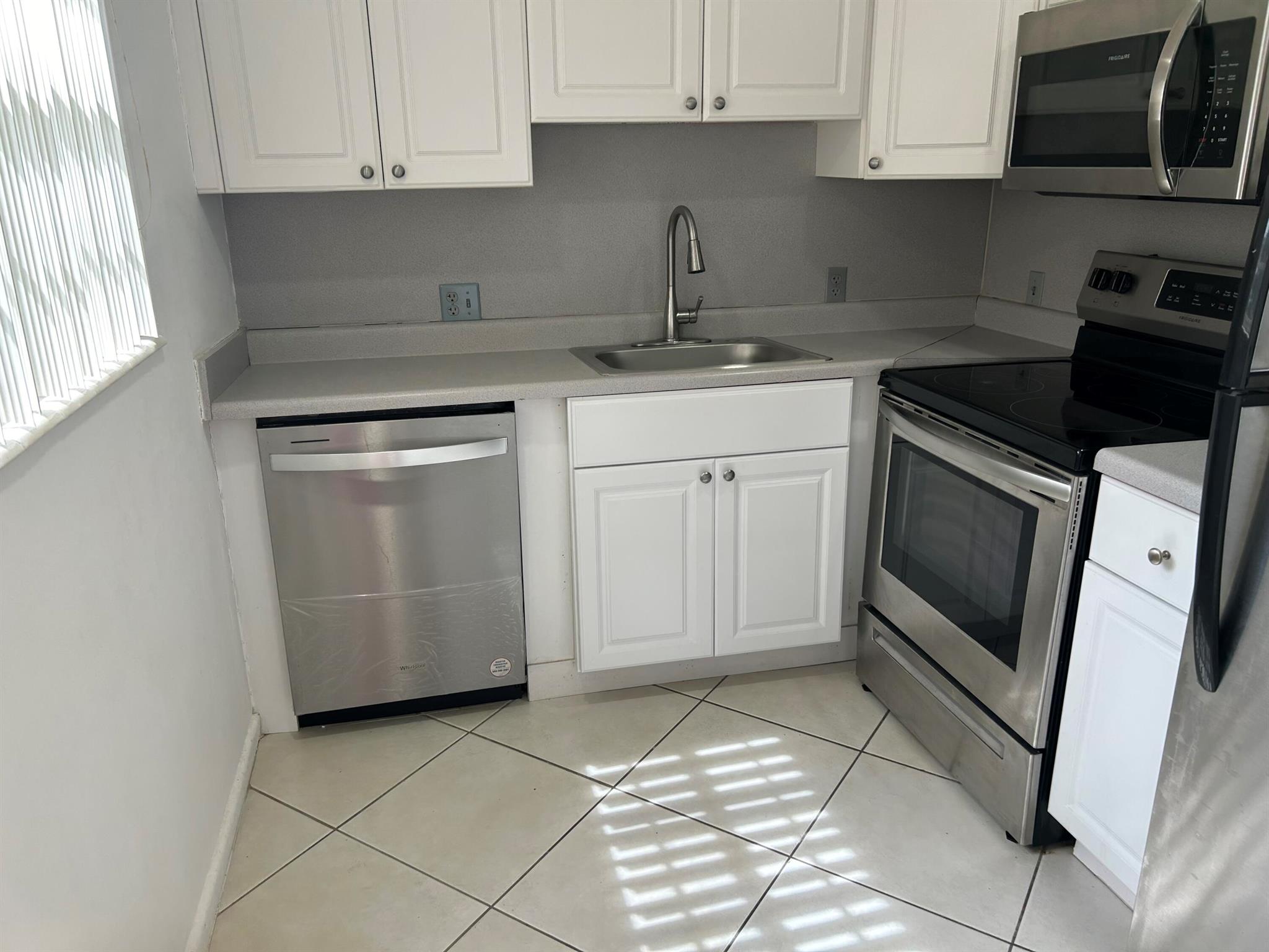 Suffolk C , Boca Raton, FL 33434