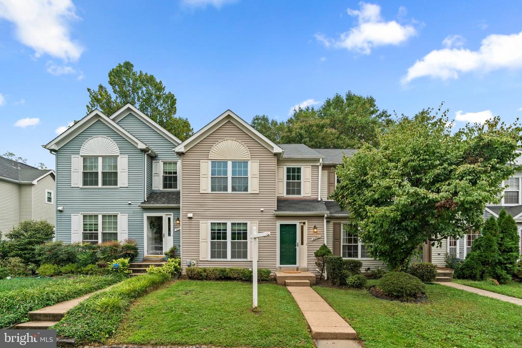 Leyden Way, Ellicott City, MD 21042