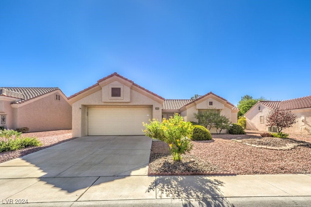 Desert Sands Dr, Las Vegas, NV 89134