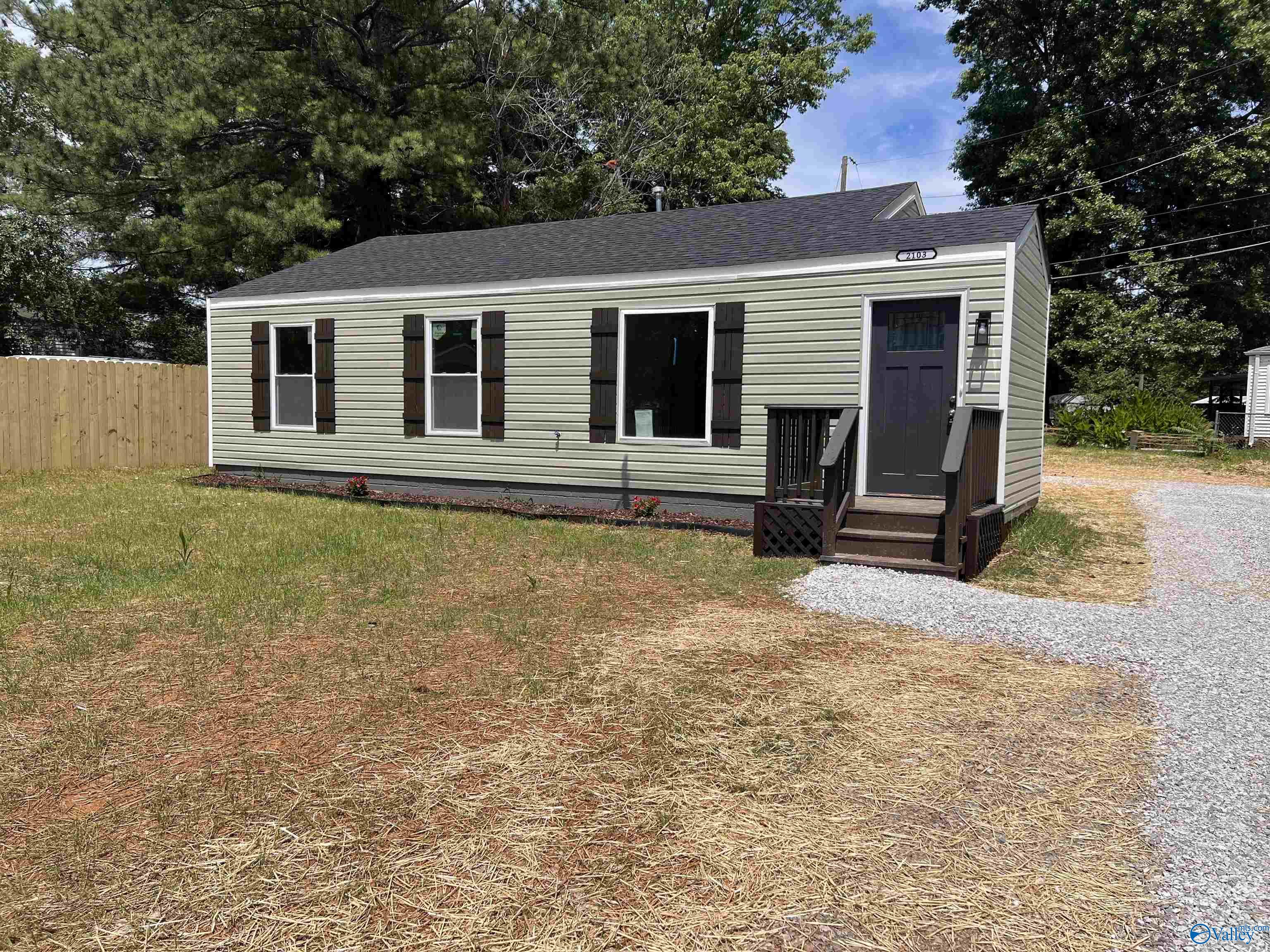 Ridgeway St, Huntsville, AL 35805