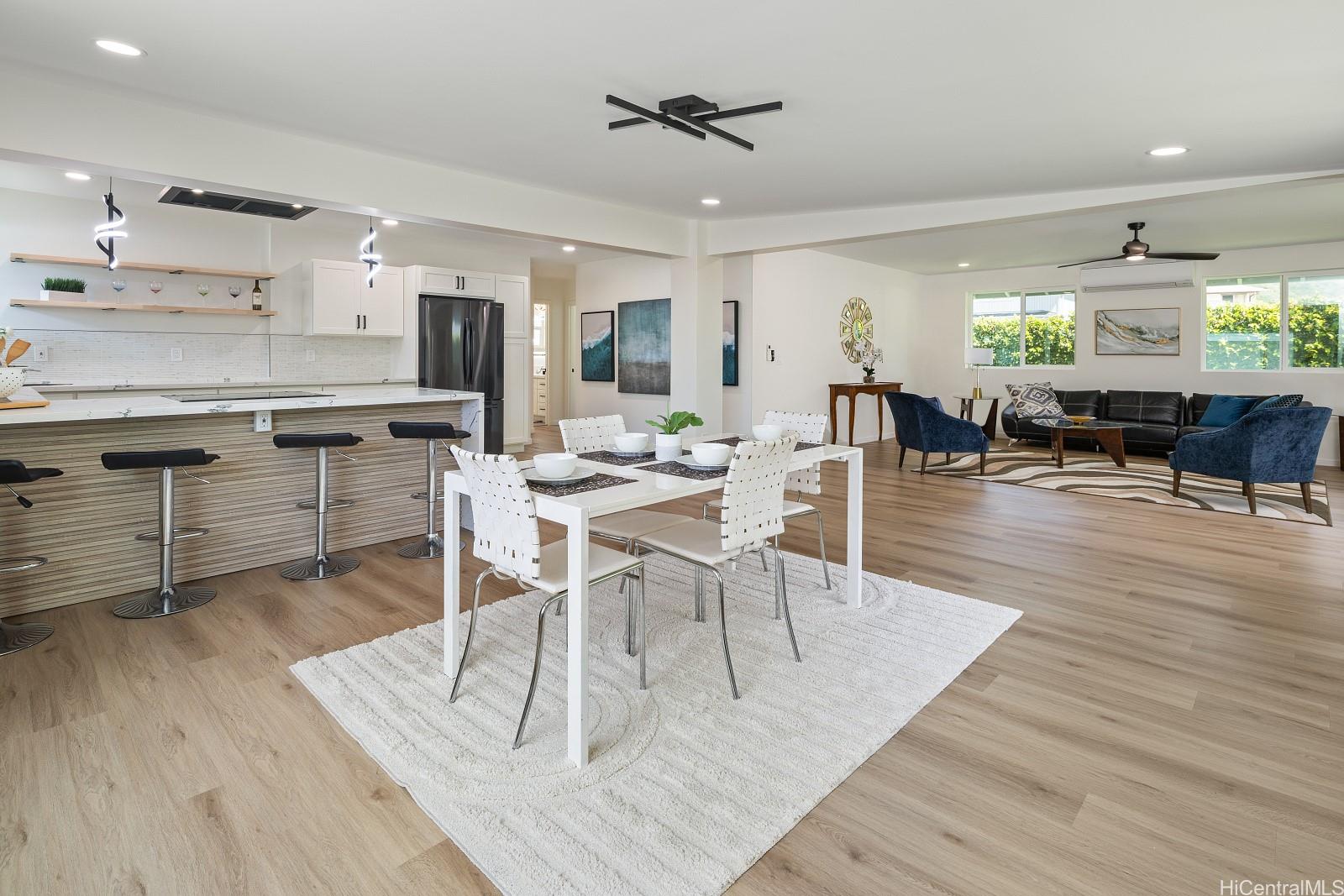 Hind Dr, Honolulu, HI 96821