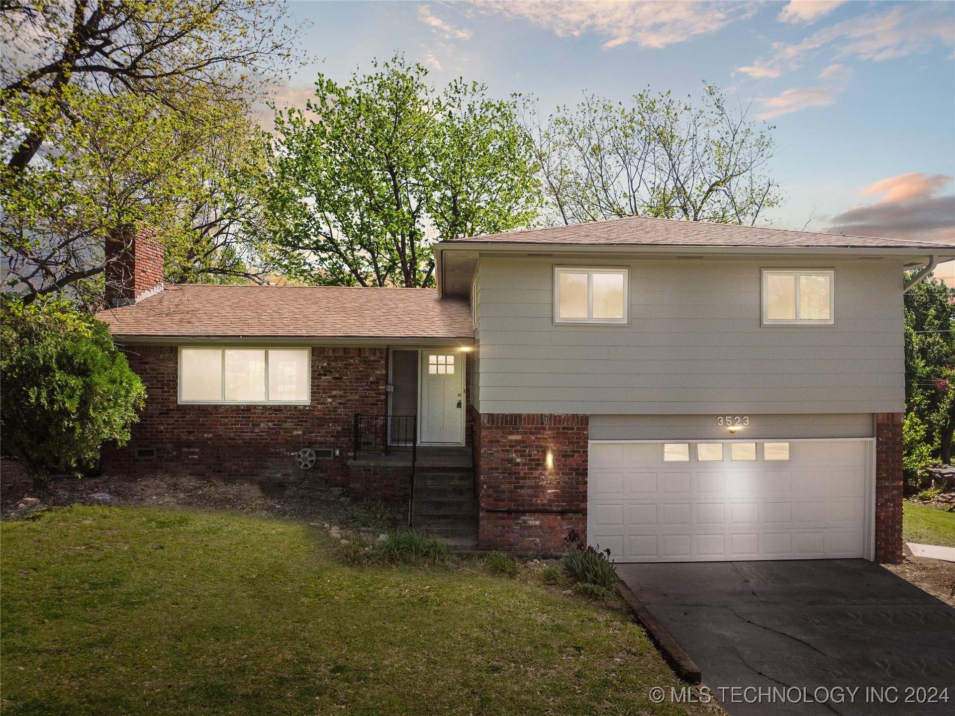 Irvington Pl, Tulsa, OK 74135