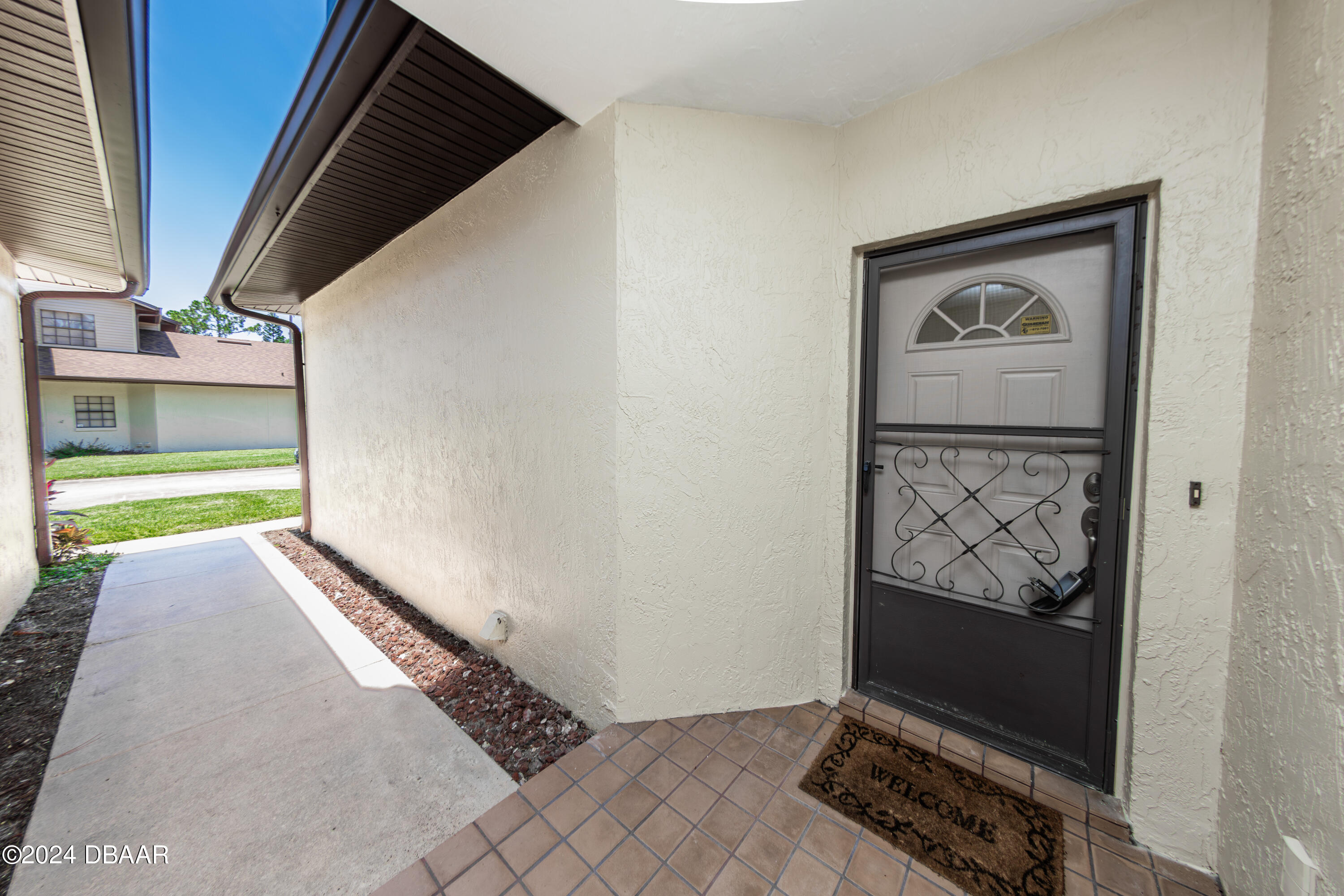 Dovecote Ln, Daytona Beach, FL 32114