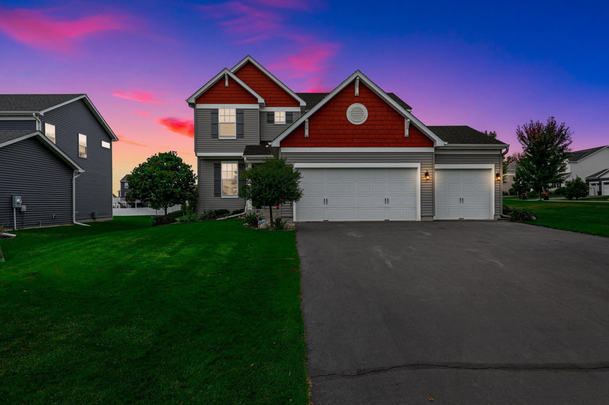 4th St, Lake Elmo, MN 55042
