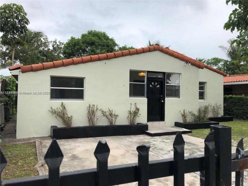 Miami Ave, Miami, FL 33150