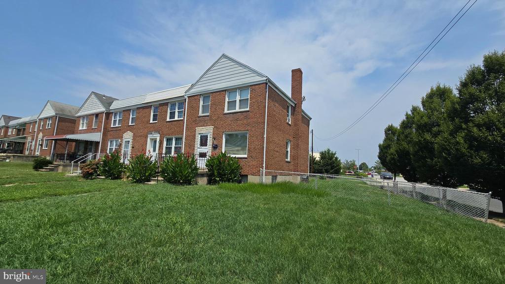 Searles Rd, Dundalk, MD 21222