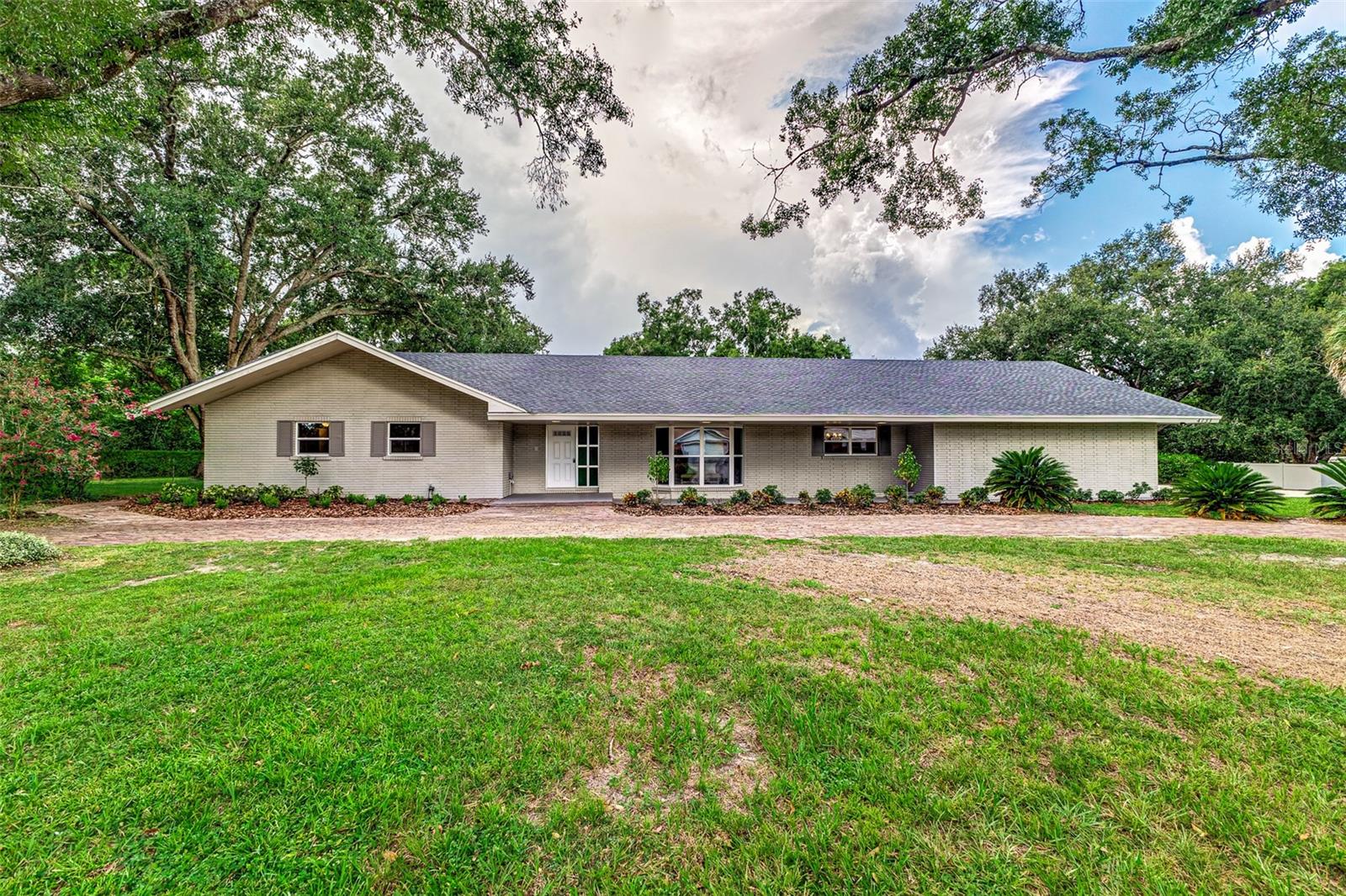 Burgundy Pl, Lakeland, FL 33813
