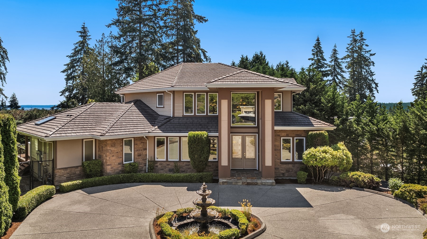 82nd Ave, Kirkland, WA 98034