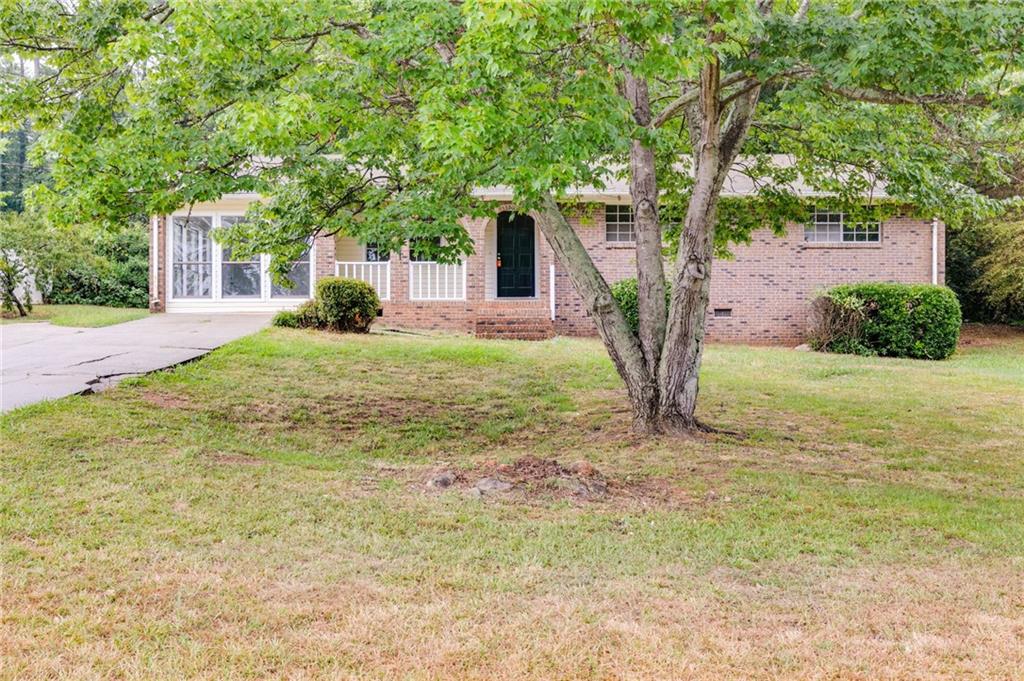 Amanda Ct, Stockbridge, GA 30281