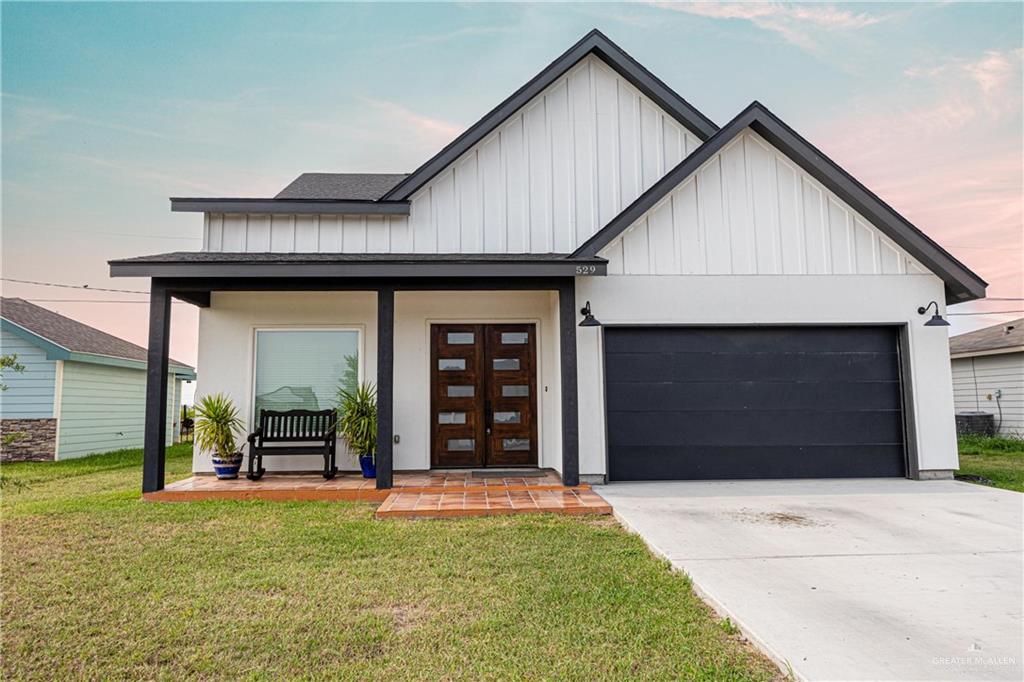 Jacy , Mercedes, TX 78570