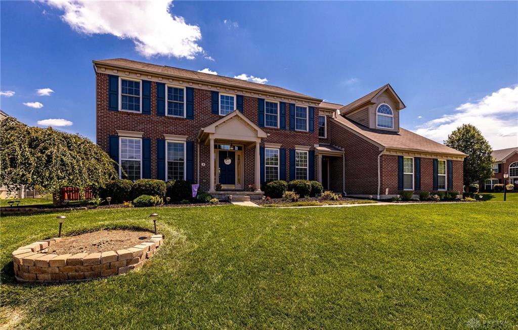 Myna Ln, Miamisburg, OH 45342