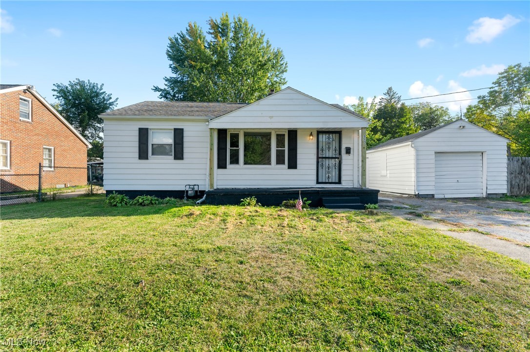 Idylwild St, Warren, OH 44483