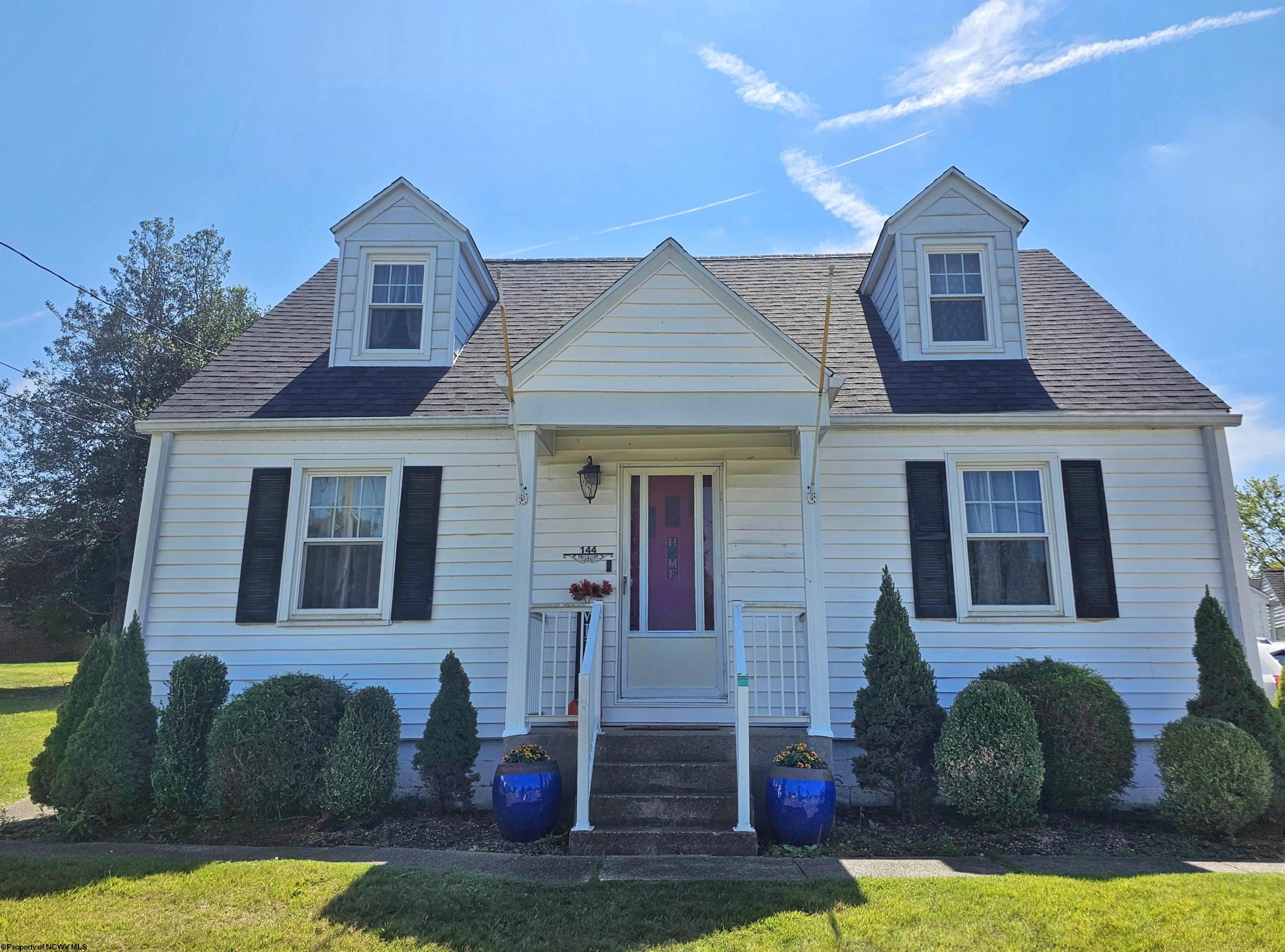 Mandan Rd, Clarksburg, WV 26301
