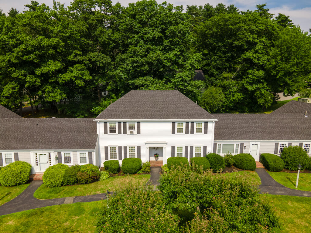 Colonial Vlg, Falmouth, ME 04105