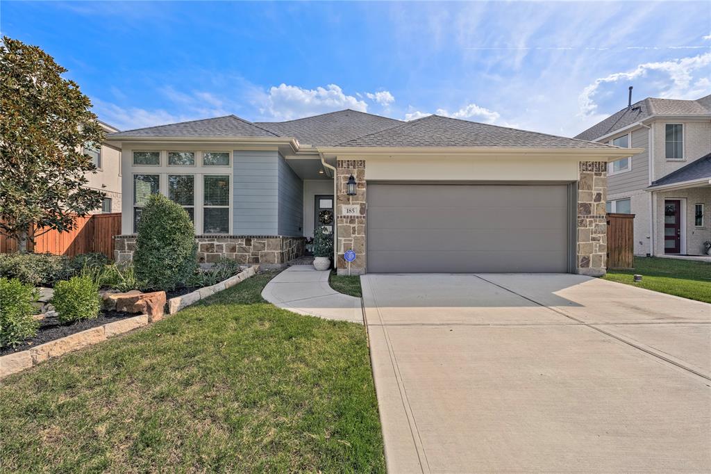 Lakehouse Landing Dr, Katy, TX 77493