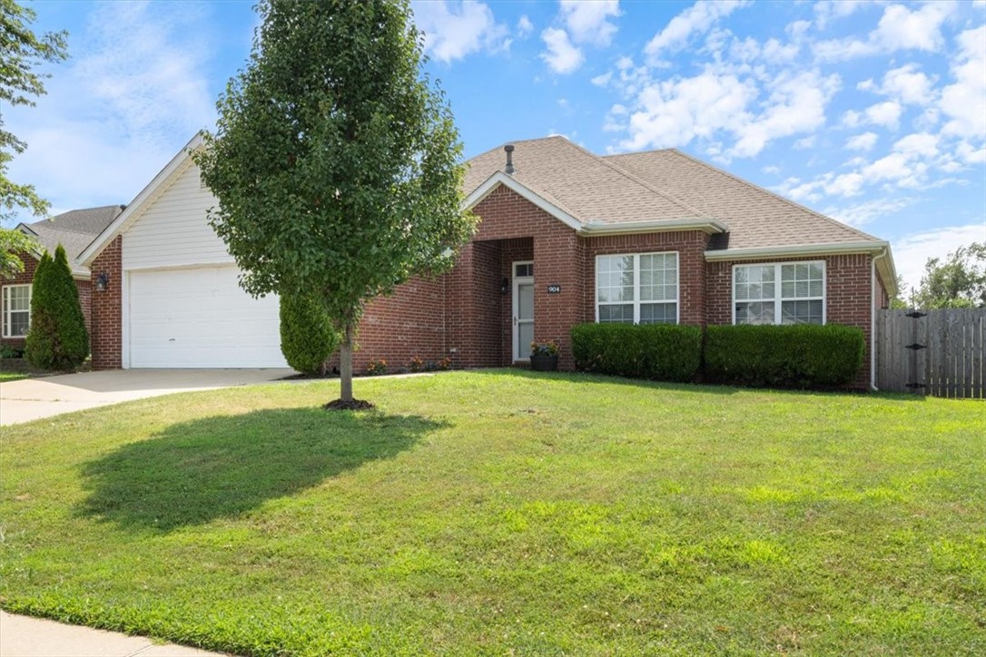 Cheyenne Dr, Bentonville, AR 72712