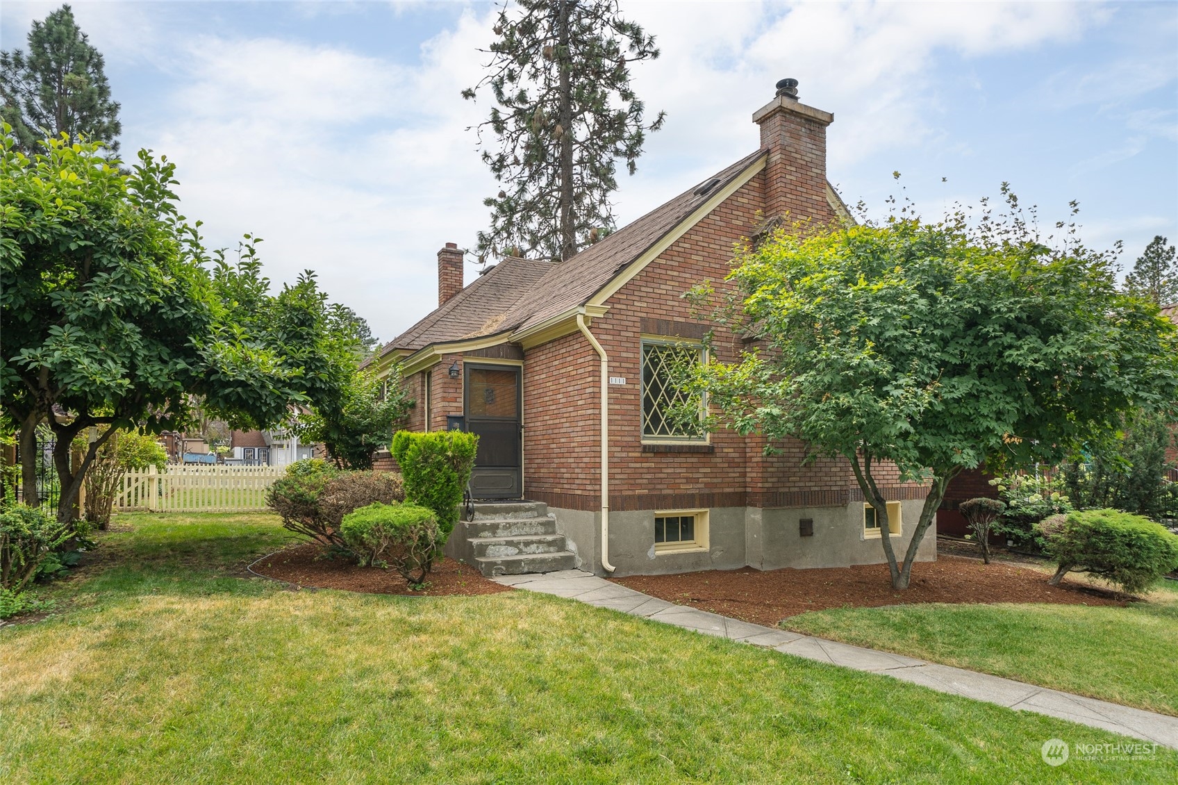 18th Ave, Spokane, WA 99203
