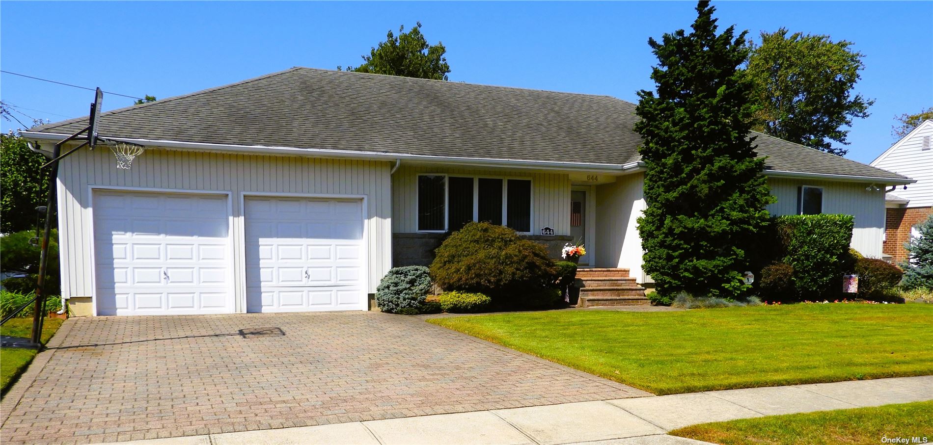Harrison Ave, East Meadow, NY 11554