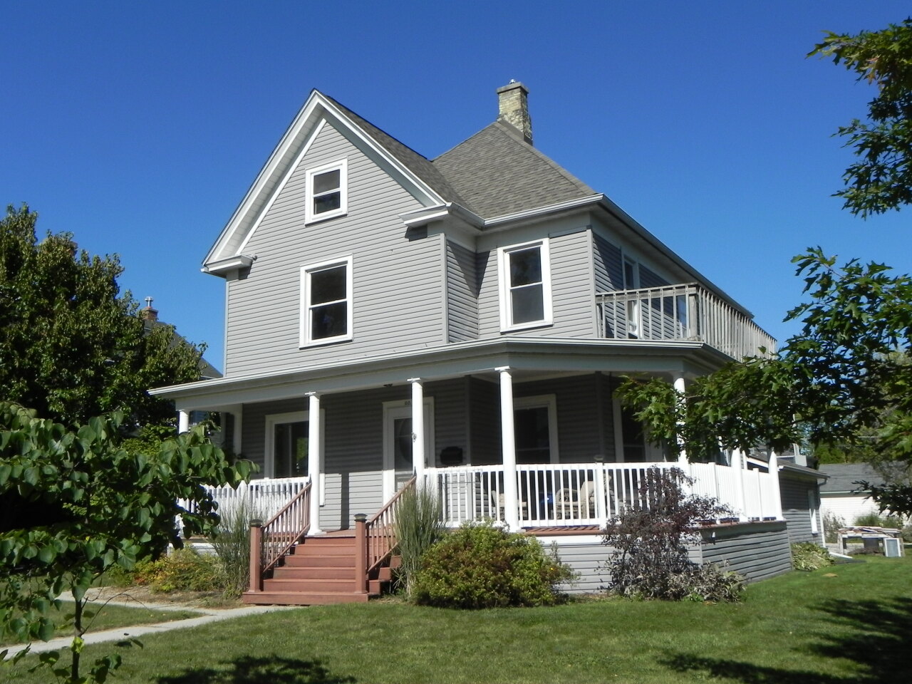 Eastman St, Plymouth, WI 53073