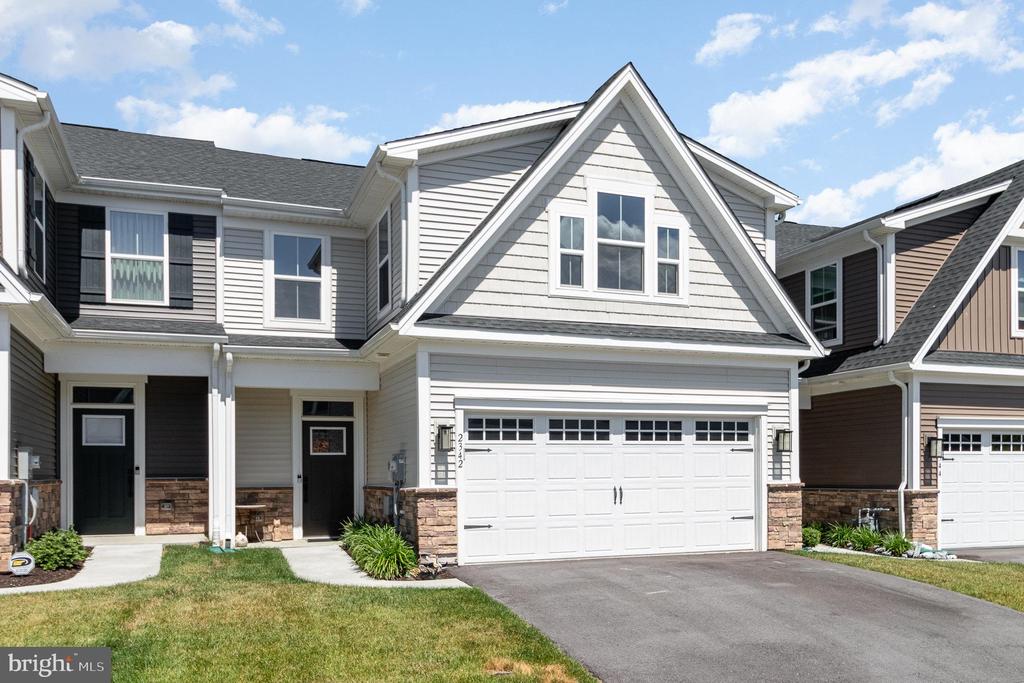 Caroline Ln, Harrisburg, PA 17110