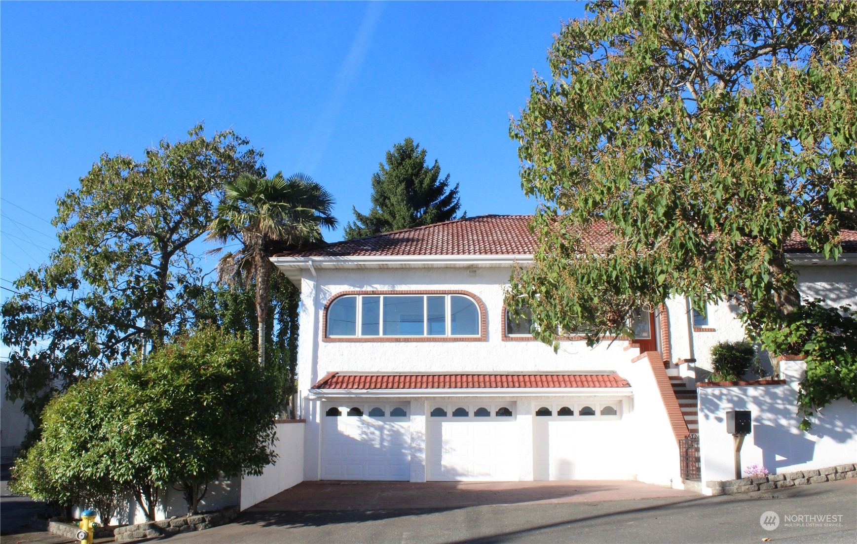 Montgomery Ave, Bremerton, WA 98312